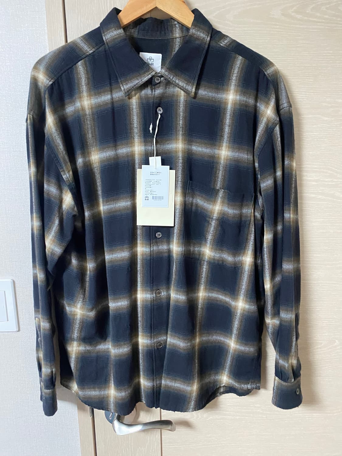 [2] 폴리테루 루즈드 체크 셔츠 데미지드 잉크 브라운 상품이미지1