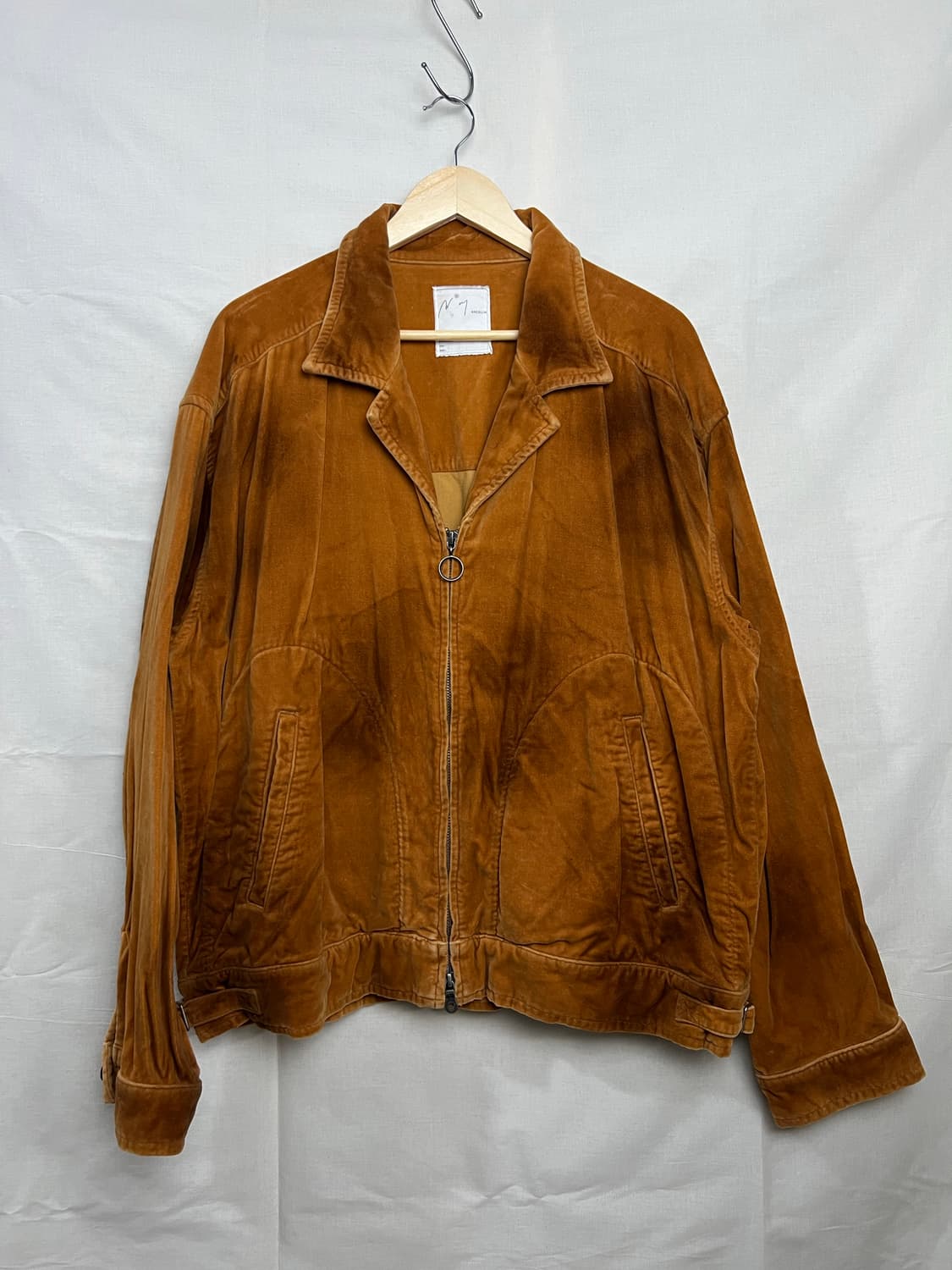 안셀름  ANCELLM 23FW 크링클 벨벳집업 자켓 상품이미지1