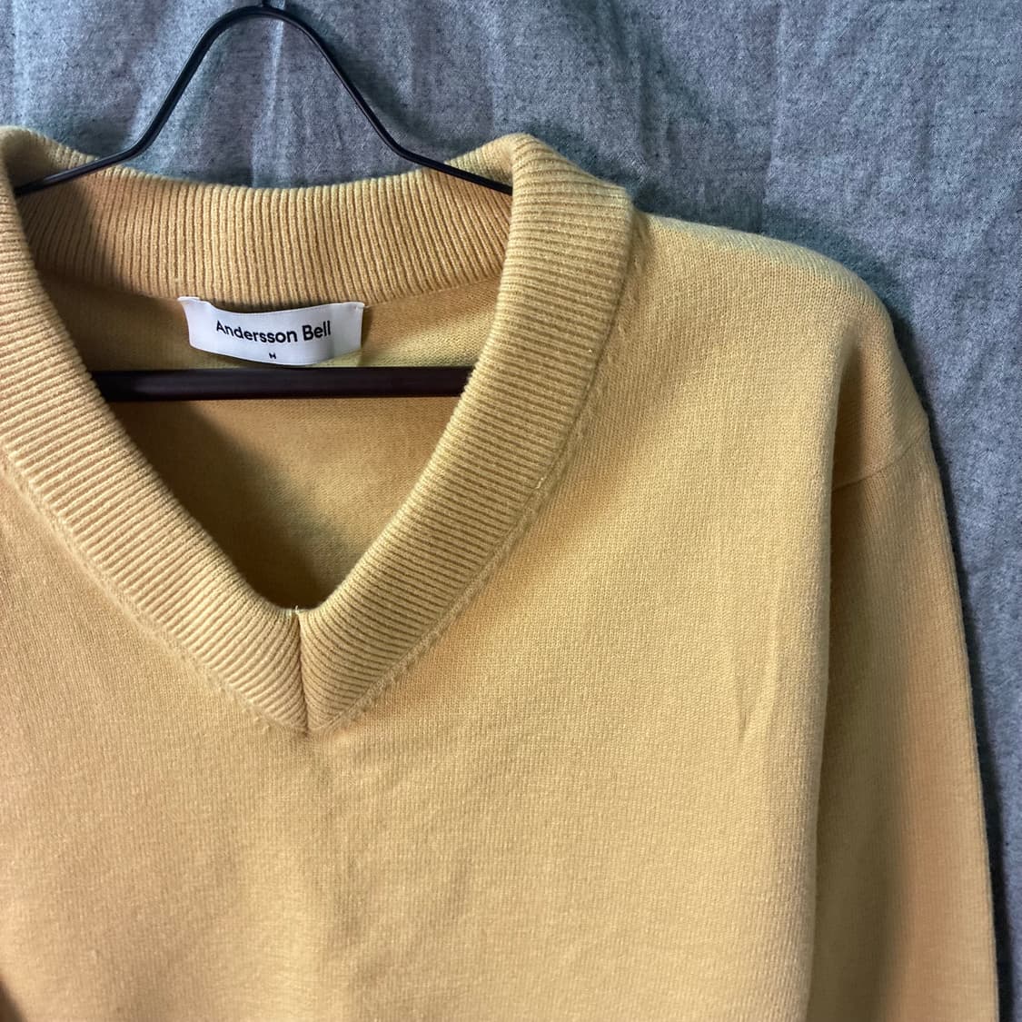 엔더슨벨 브이넥 니트 옐로우 M 상품이미지2