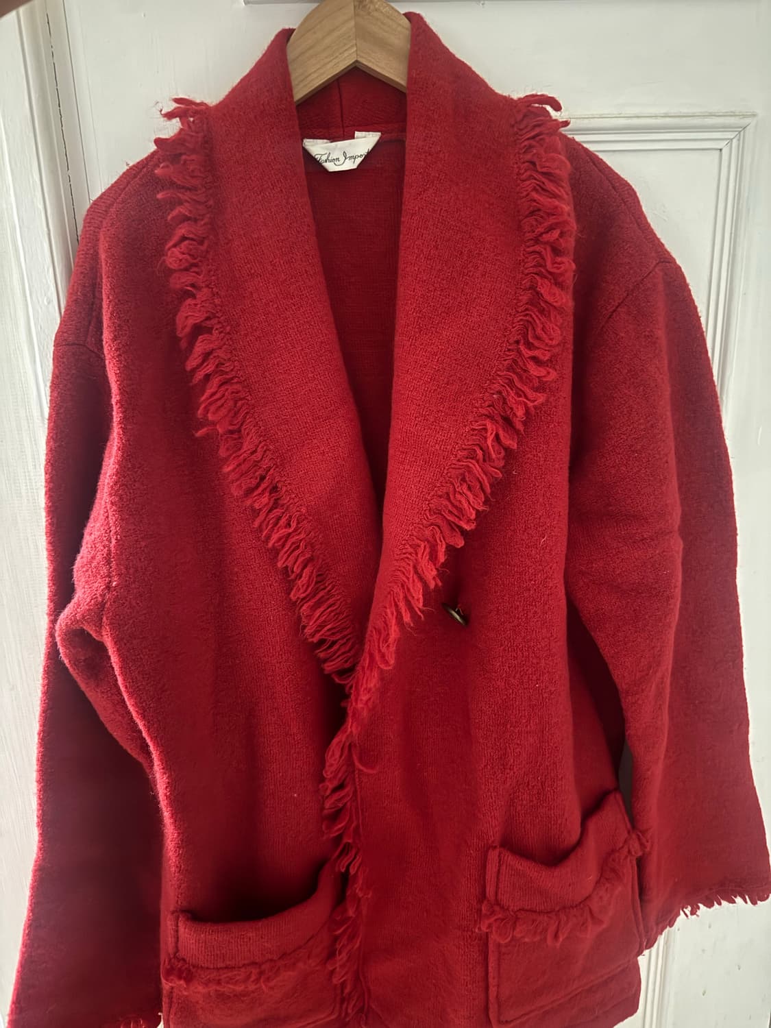 레드 숄 프린지 니트 아우터 캐피탈 상품이미지1