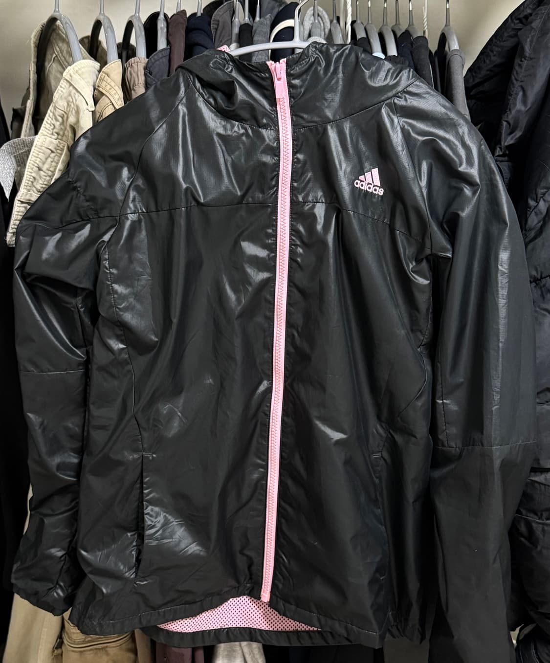핑크 유광 아디다스 바람막이 상품이미지1