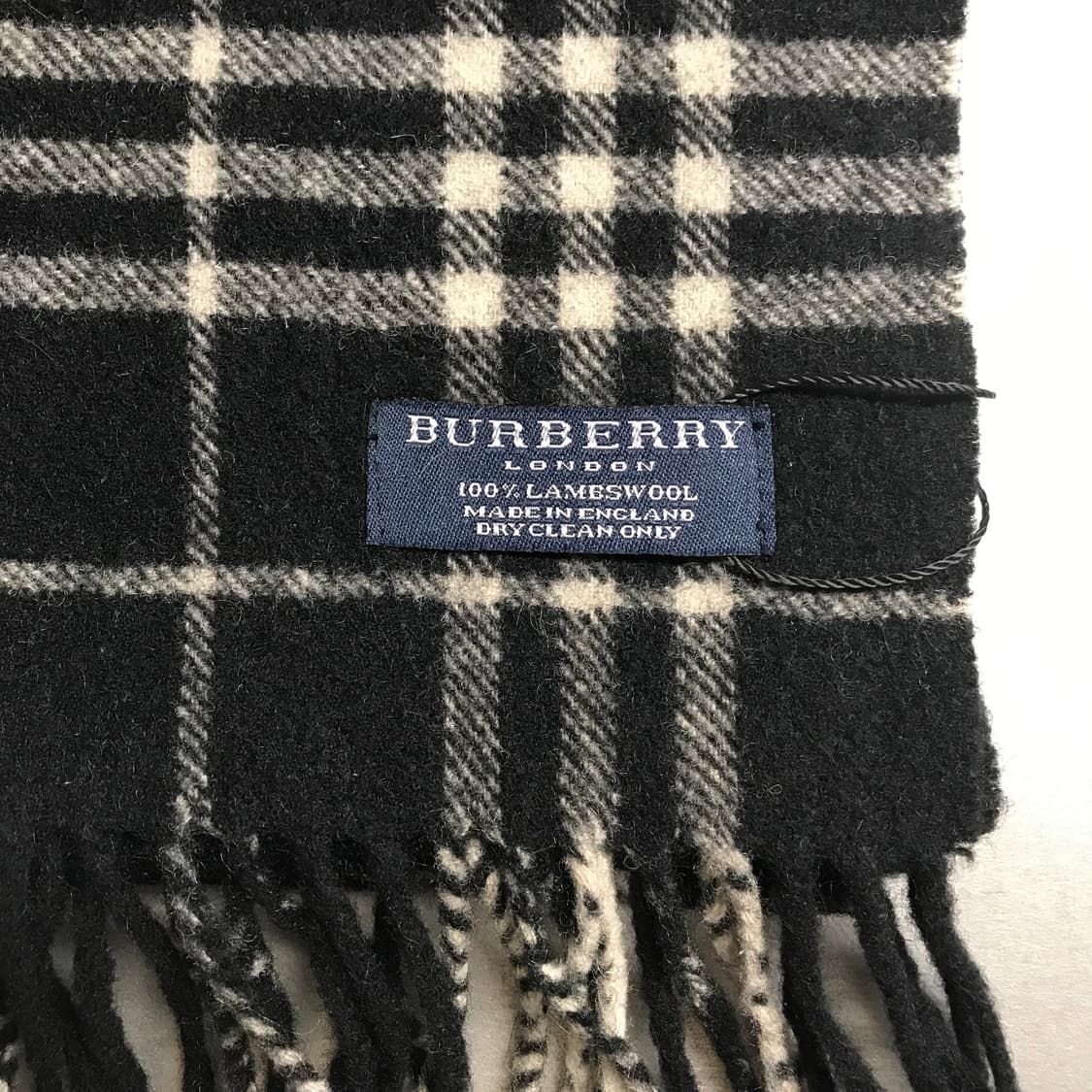 버버리 정품 램스울 머플러 블랙 상품이미지3