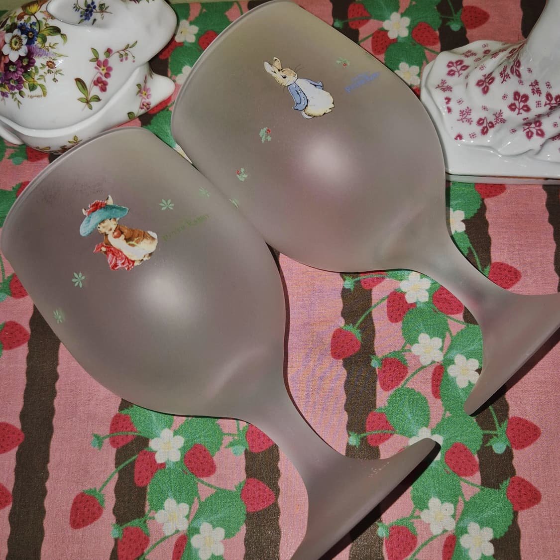 90s 피터래빗 불투명 볼드 와인잔 2p세트 상품이미지8