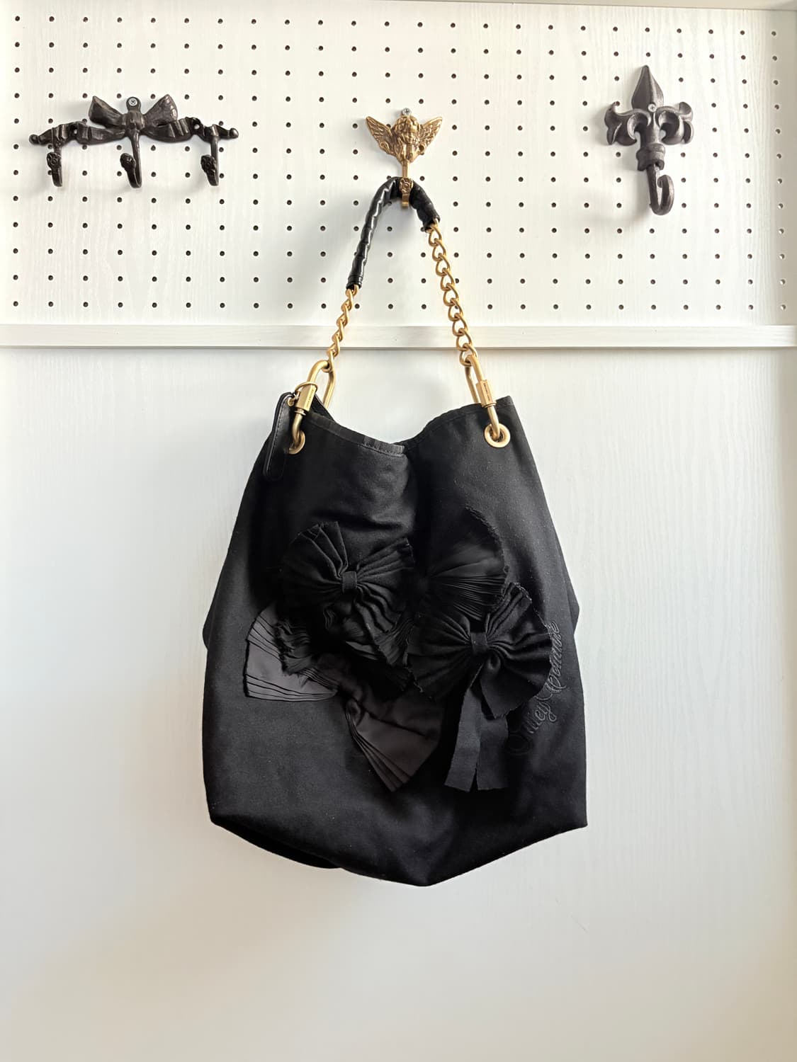 Juicy Couture Ribbon Chain Shoulder Bag 상품이미지1