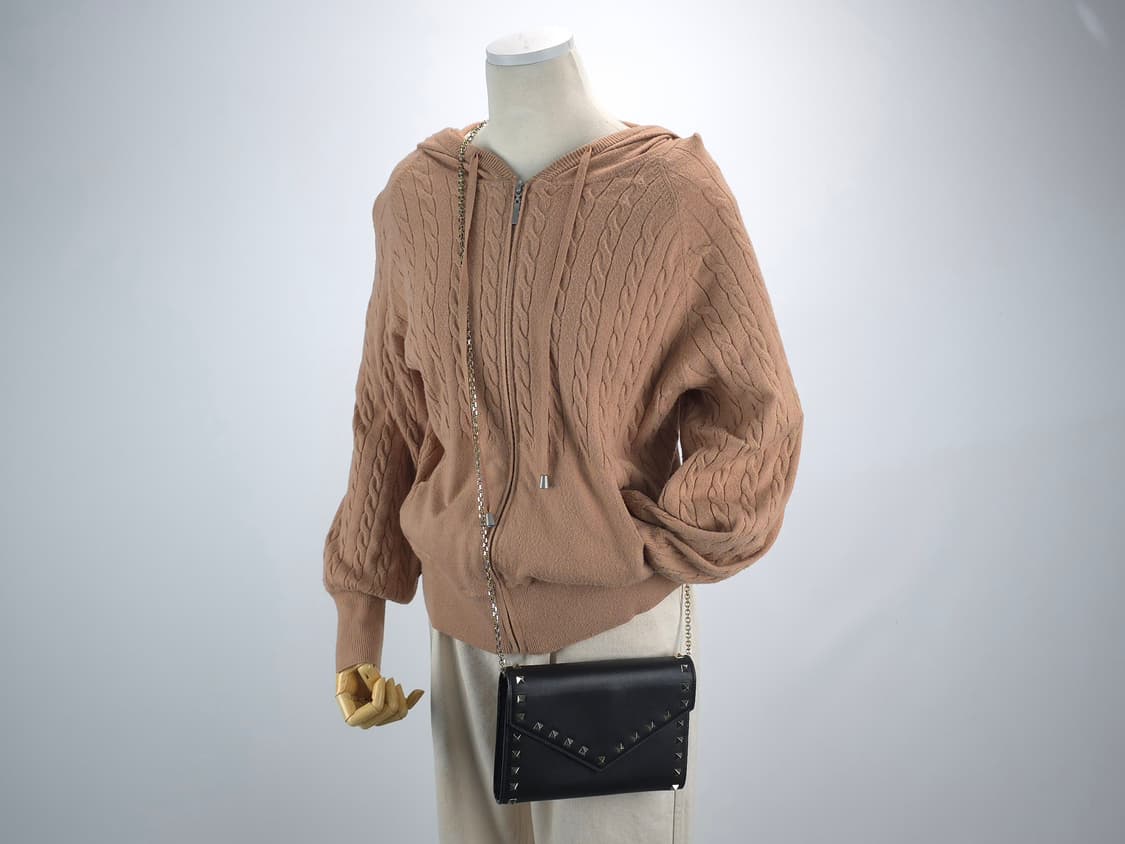 발렌티노 락스터드 엔벨롭 체인 숄더백 크로스백 블랙
 상품이미지2