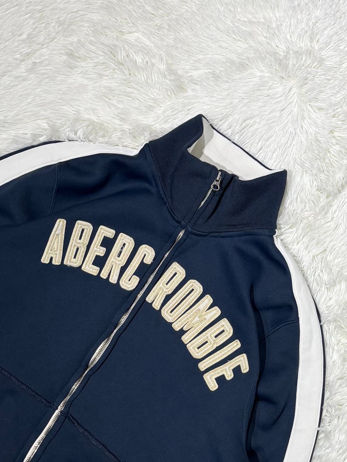 아베크롬비 네이비 빅로고 트랙탑 상품이미지6