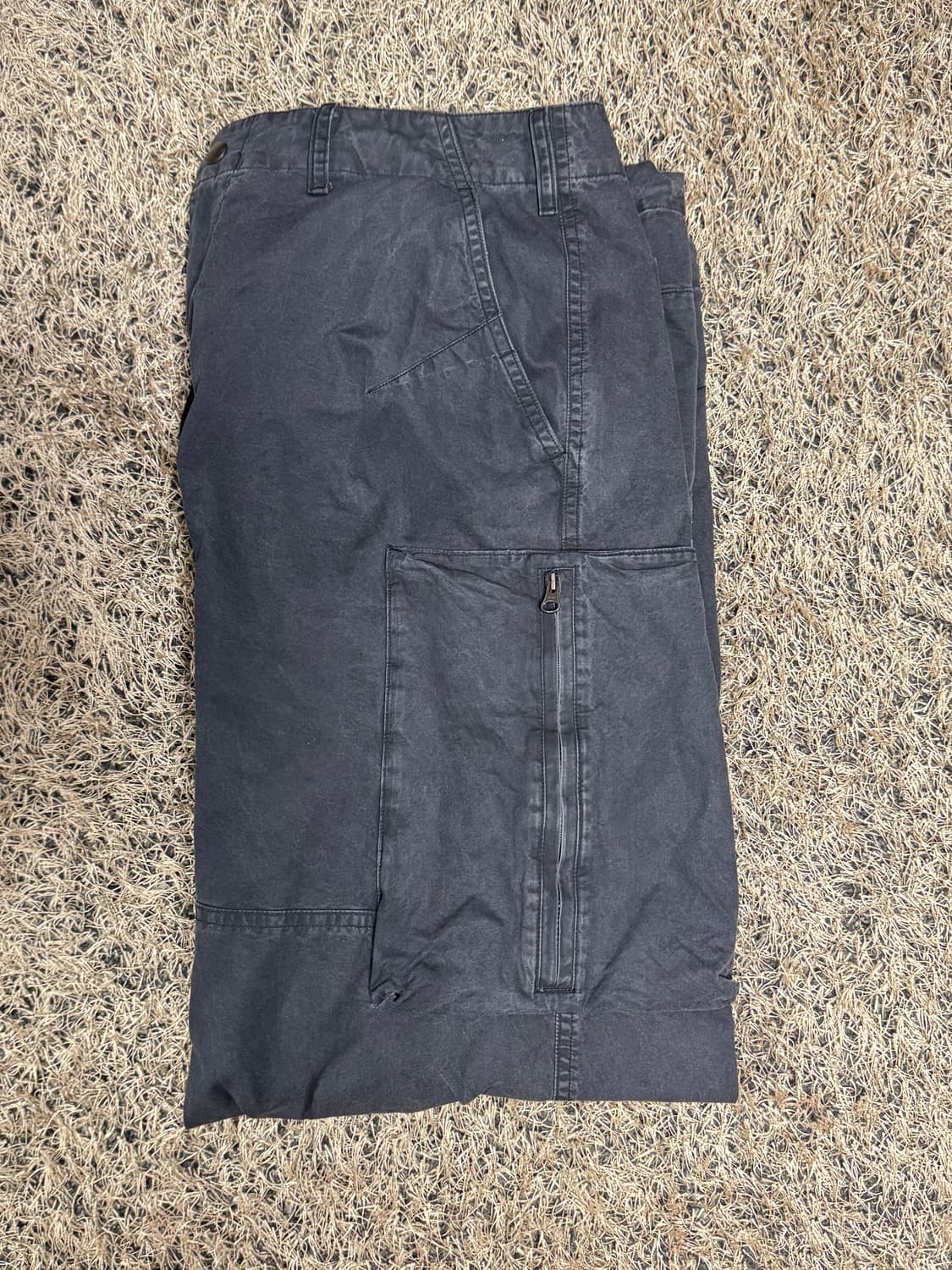 해칭룸 zipcargo faded black 상품이미지1