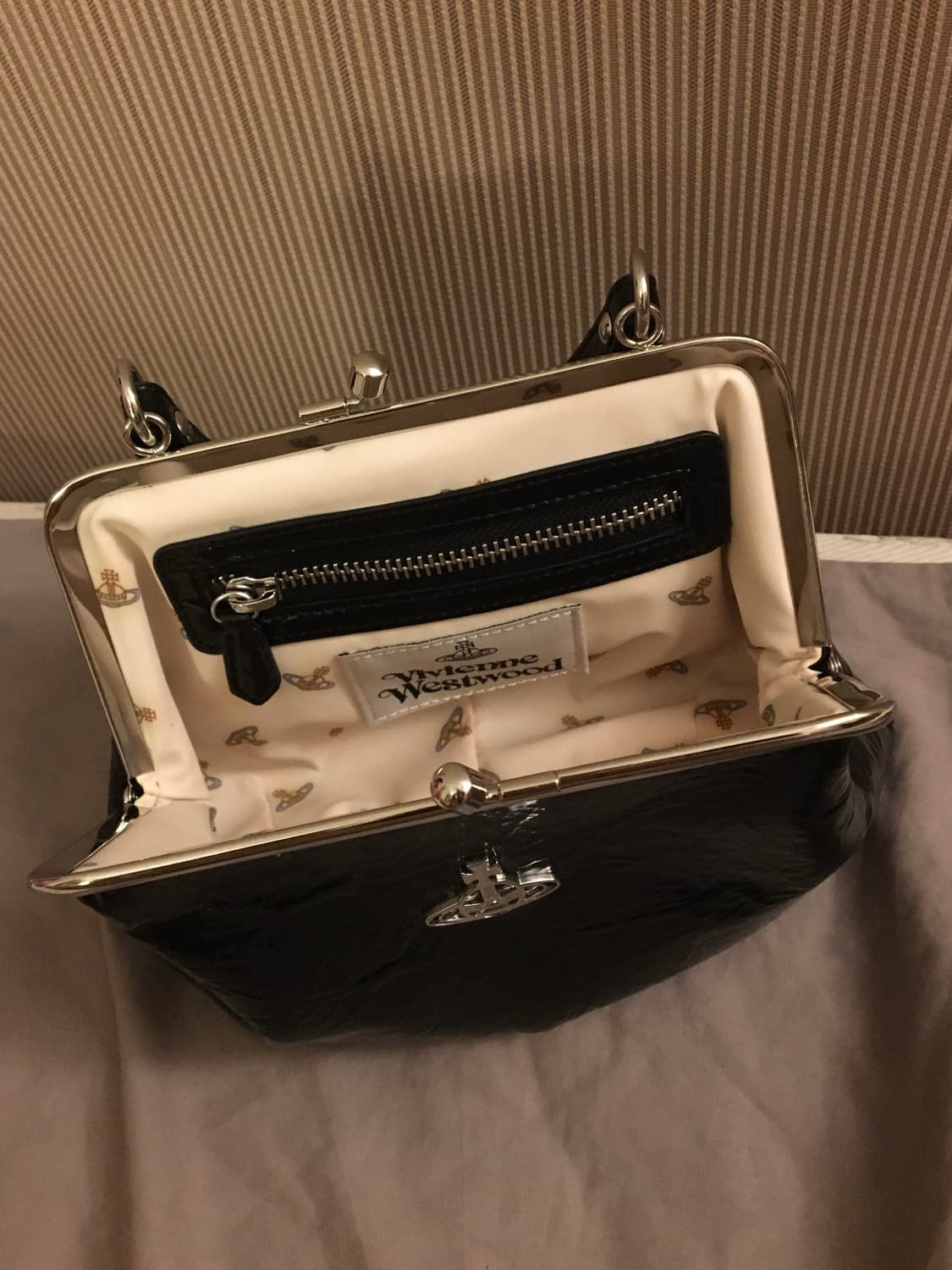 비비안웨스트우드 클러치백 상품이미지3
