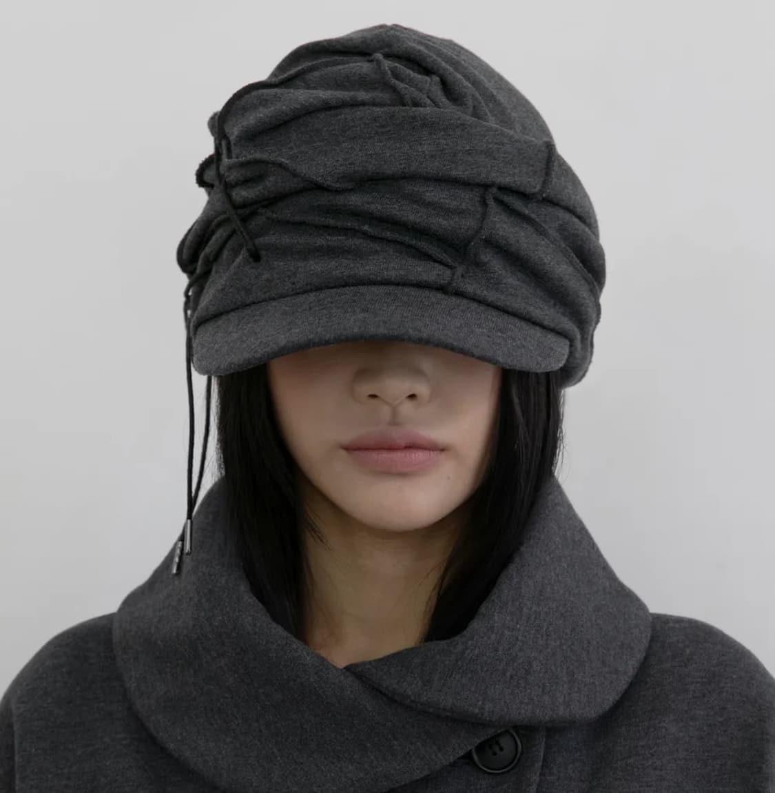 플레어업 Soi Draped Cap 차콜 색상 상품이미지1