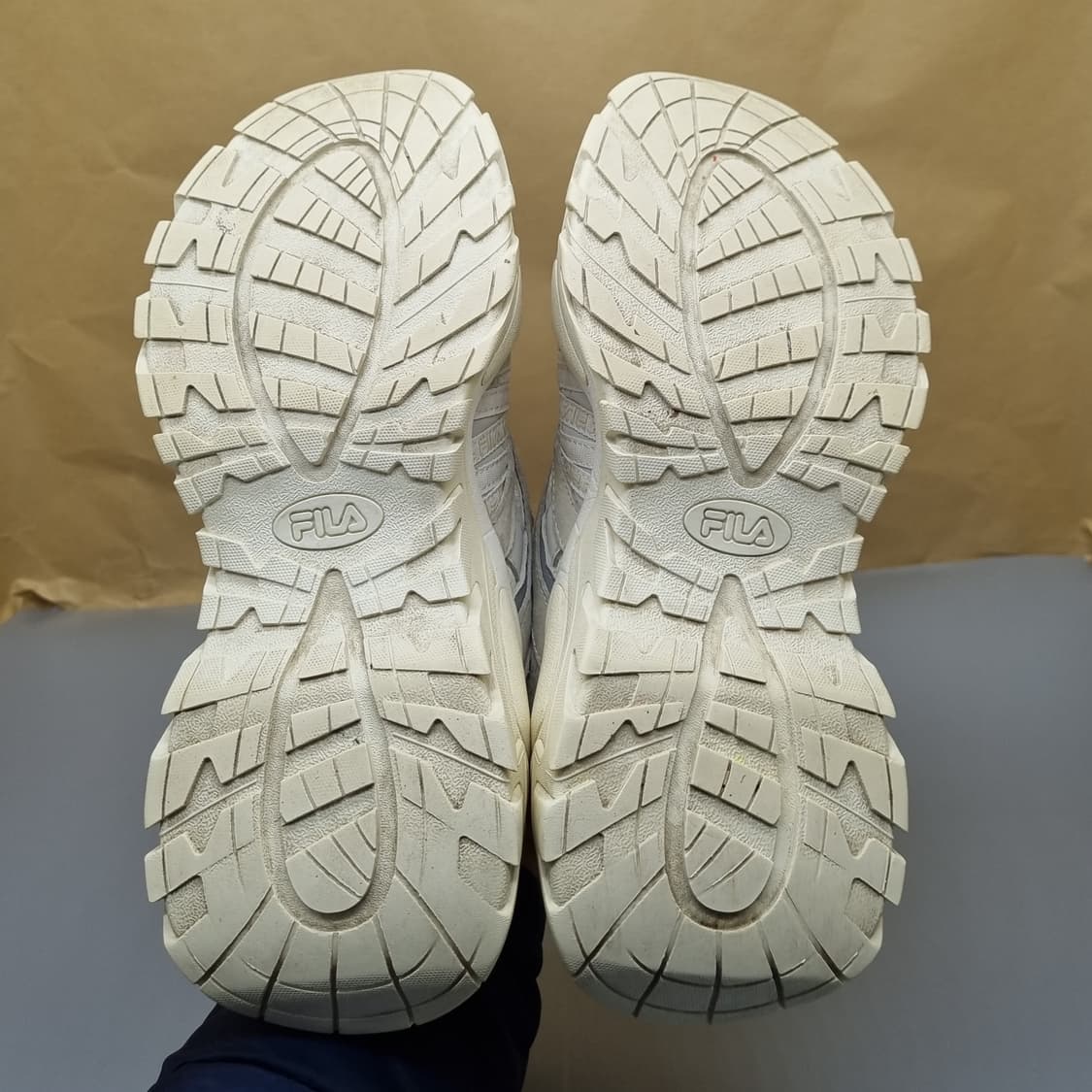 휠라 인터레이션 여성운동화240  상품이미지3