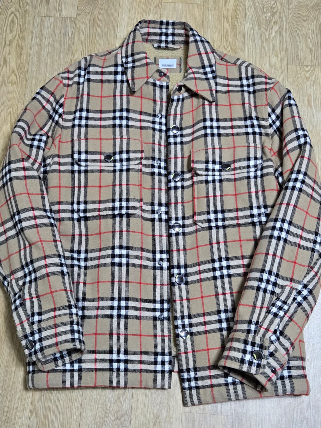 [M] 버버리 칼모어 양털자켓 상품이미지1