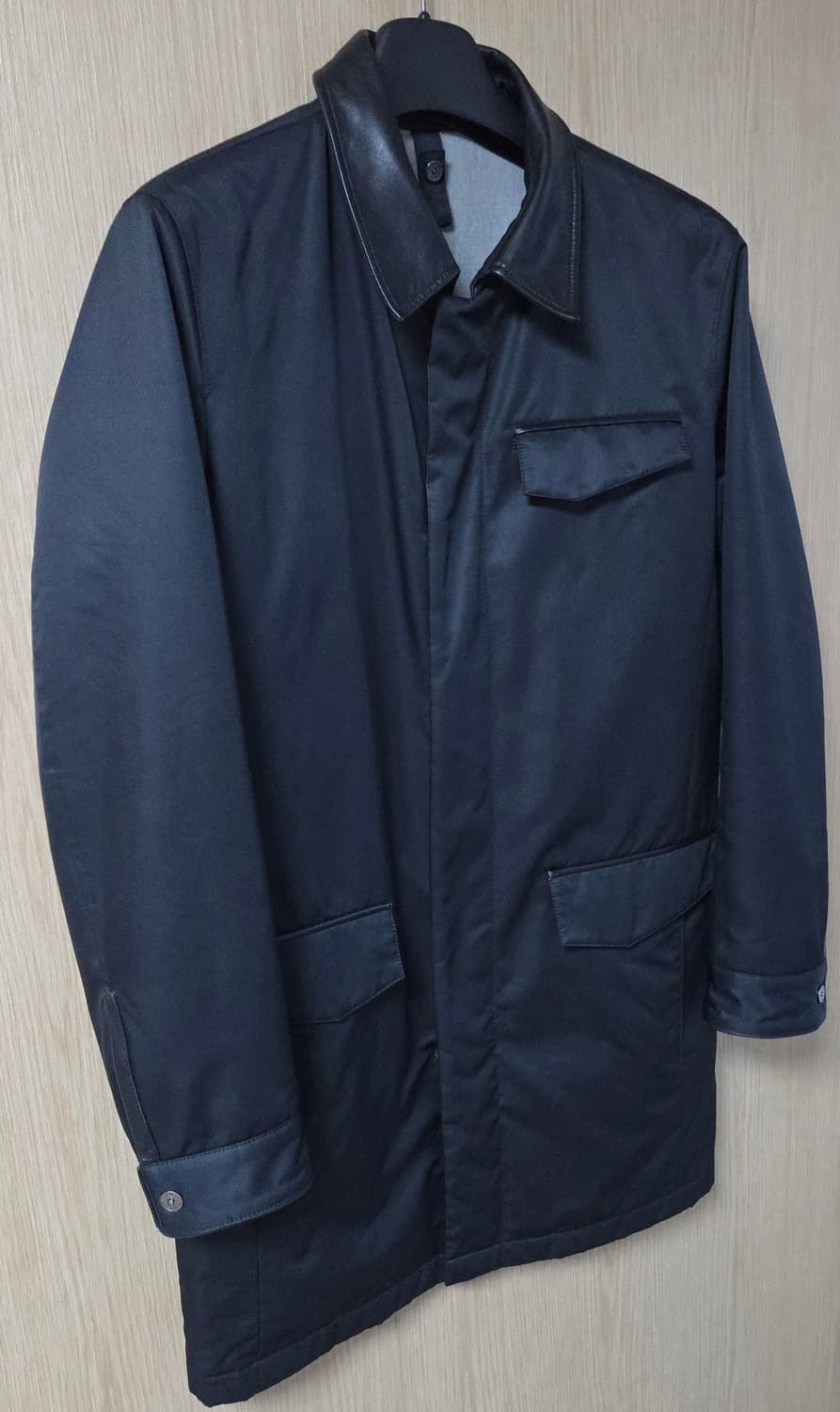 (착샷) 지방시 레더 카라 자켓 GIVENCHY 상품이미지2