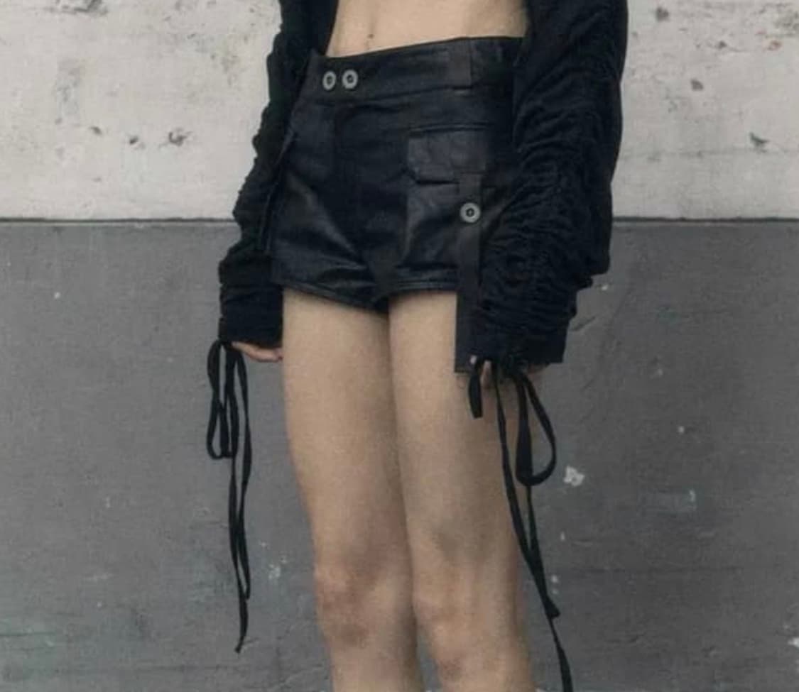 보헤미안서울 빈티지 레더 포켓 쇼츠 상품이미지1