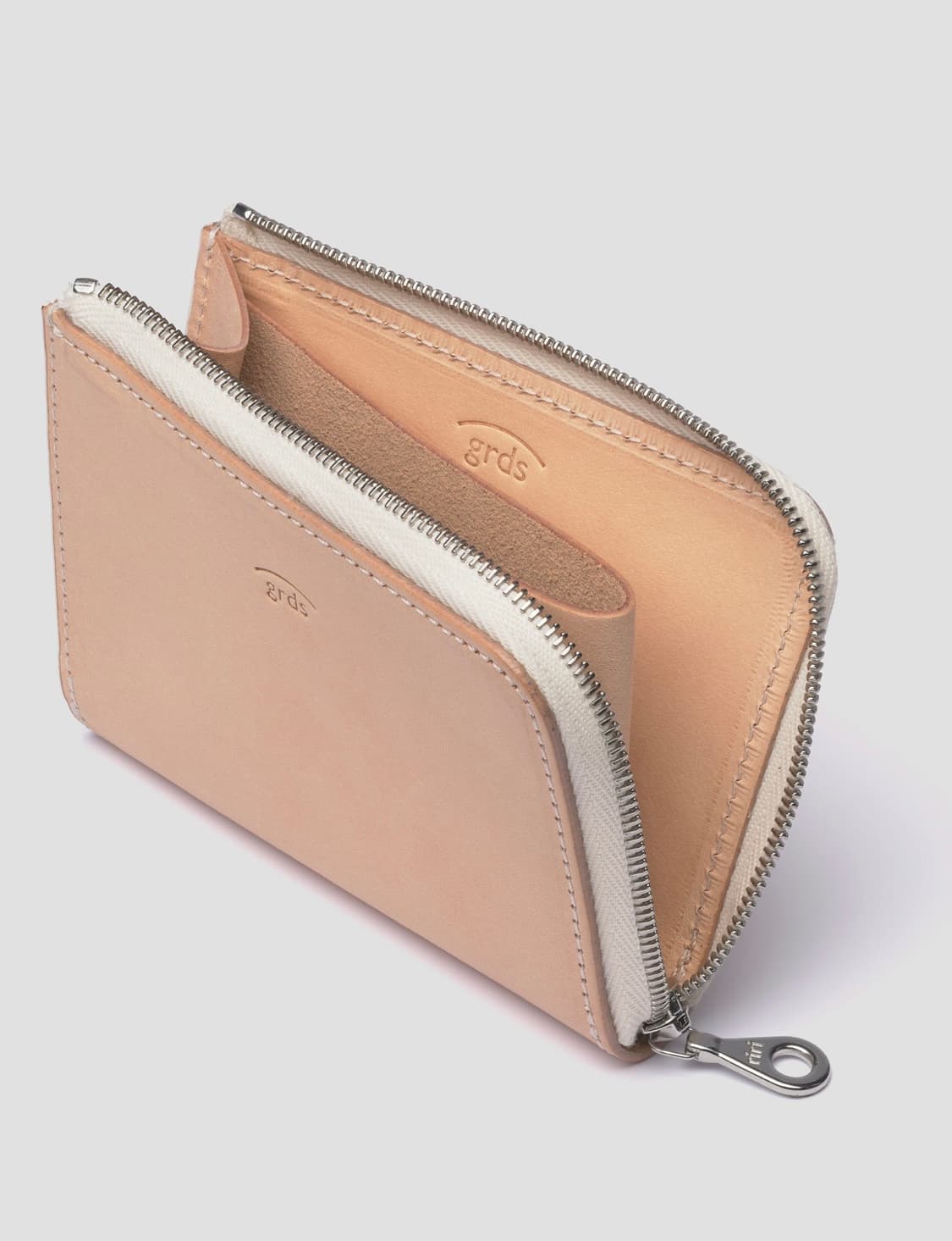 [새상품] grds 그라더스 half zip 반지갑 네츄럴 상품이미지1