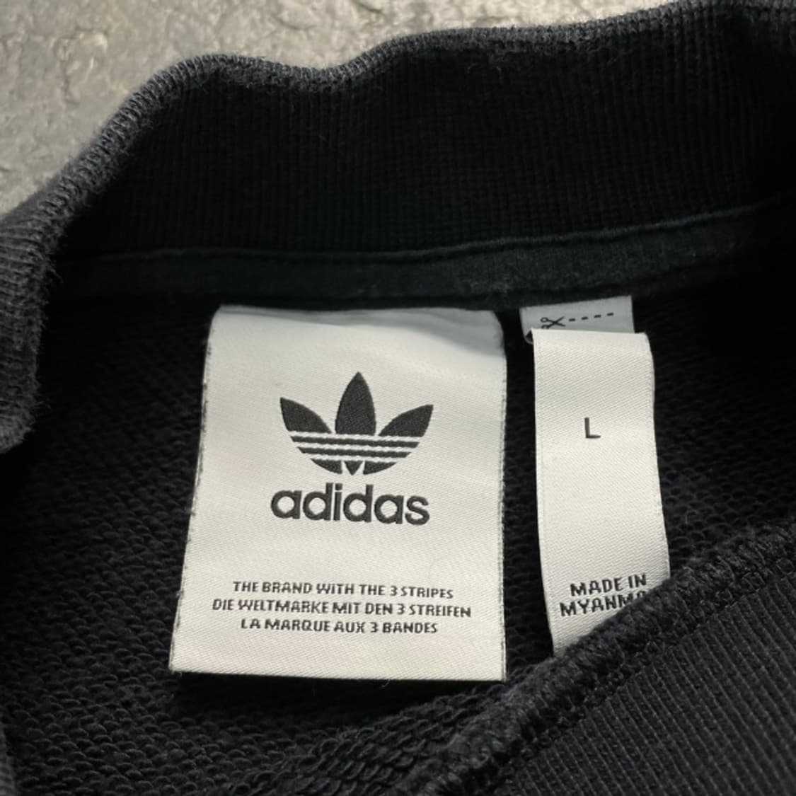 100 아디다스 삼선 맨투맨 상품이미지3