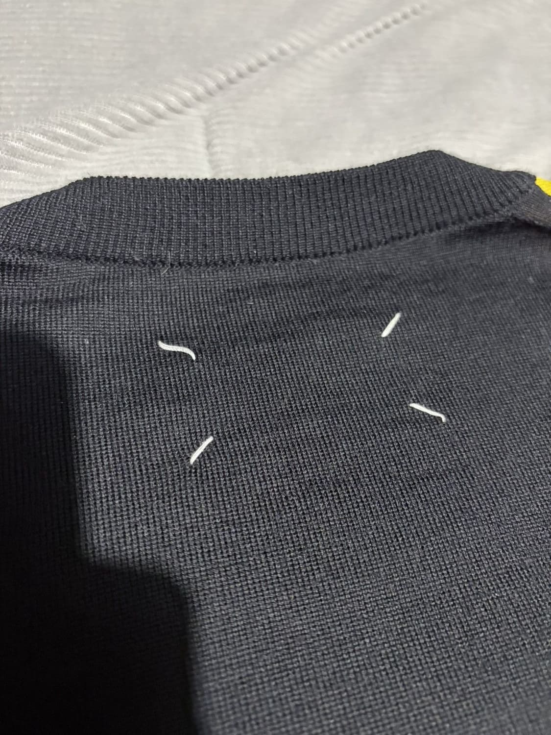 XL 메종 마르지엘라 컬러블록 니트 스웨터 블랙 옐로우 검정 상품이미지4