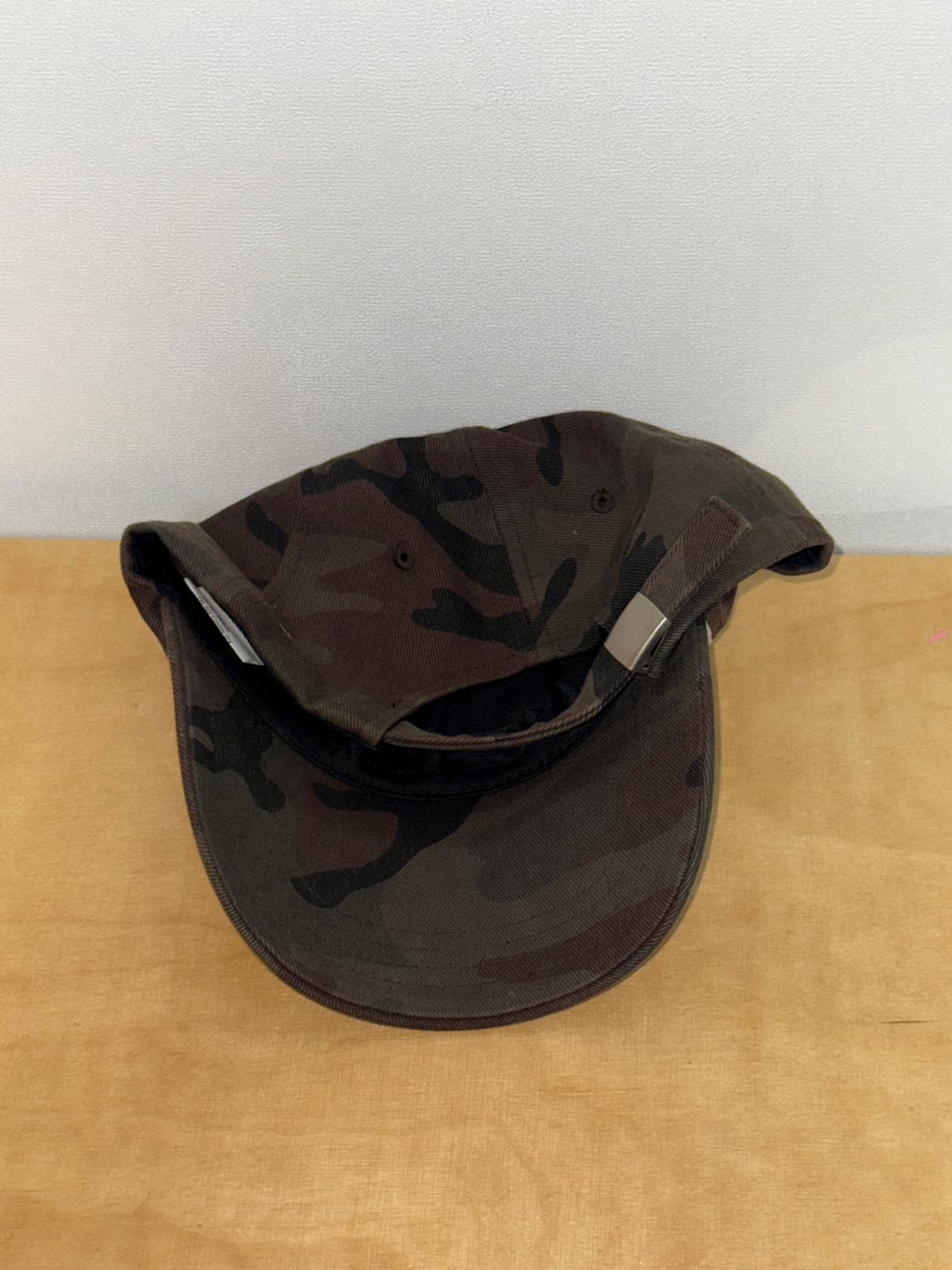 더뮤지엄비지터 하트 패치 카모 볼캡 상품이미지2