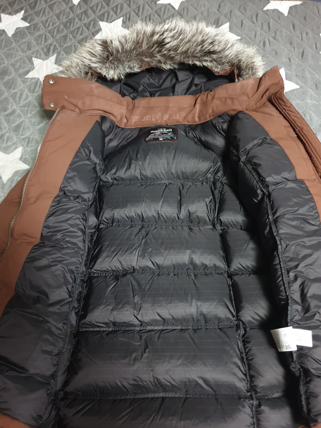 몽벨 폭스퍼 구스다운 윈드스토퍼 필800 패딩 브라운 (100) 상품이미지5