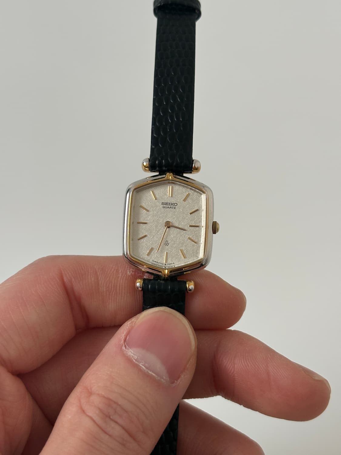 1980s Texture Dial Hexagon Ladies Quartz 상품이미지2