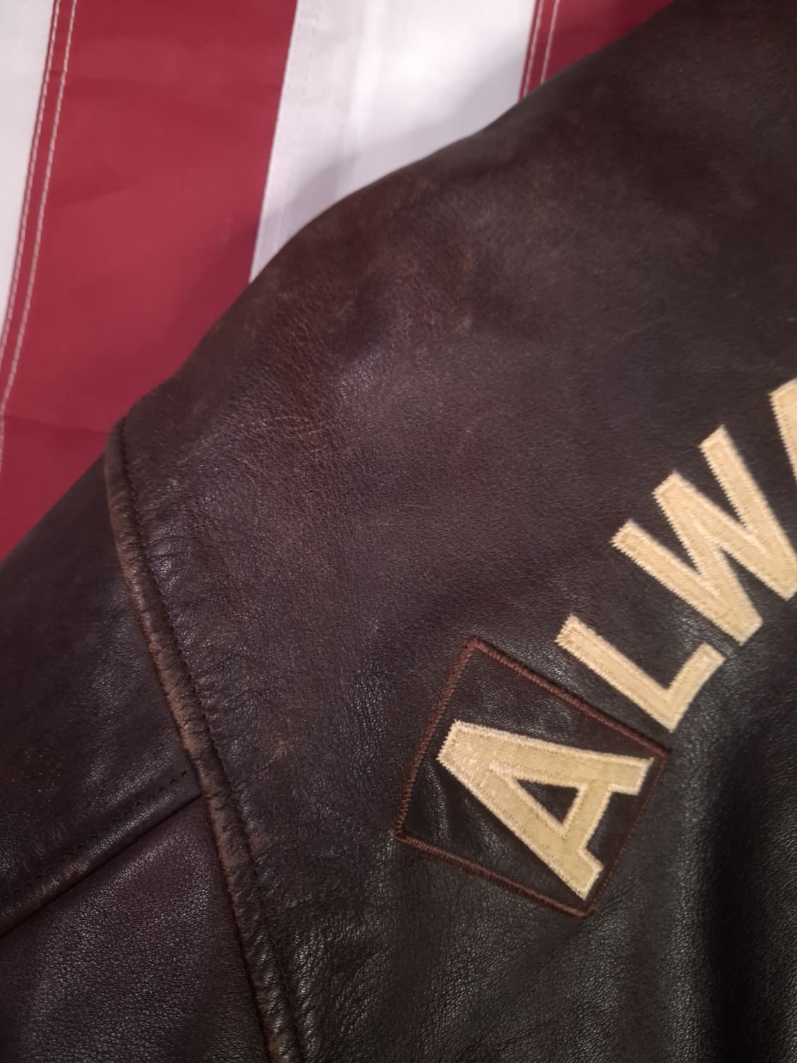 90's 오리지날 일본판 랭글러 리얼레더 바시티자켓 상품이미지10