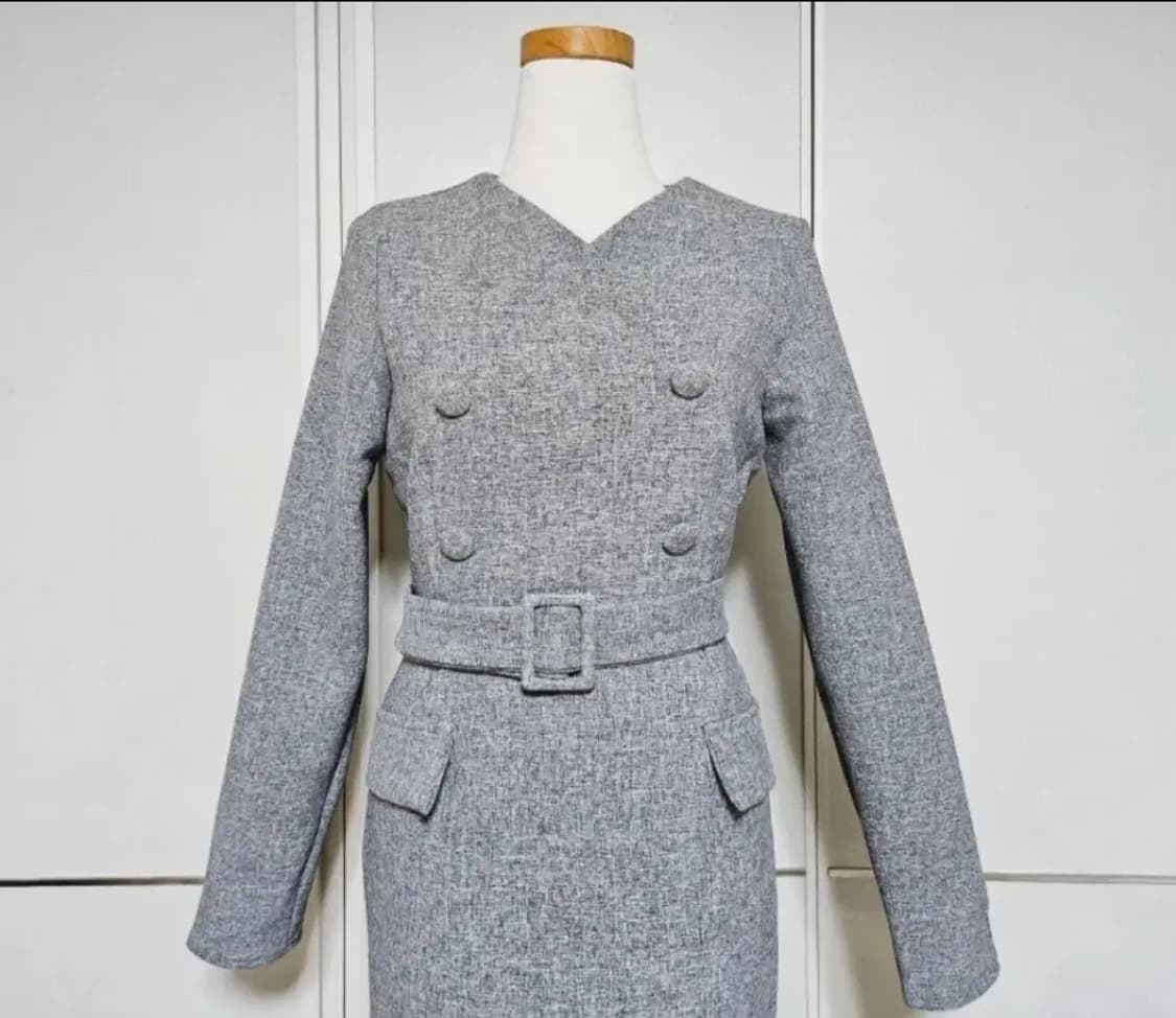 새상품) YAFEE 모직 더블버튼 정장 원피스 판매합니다 (벨트set) 상품이미지3
