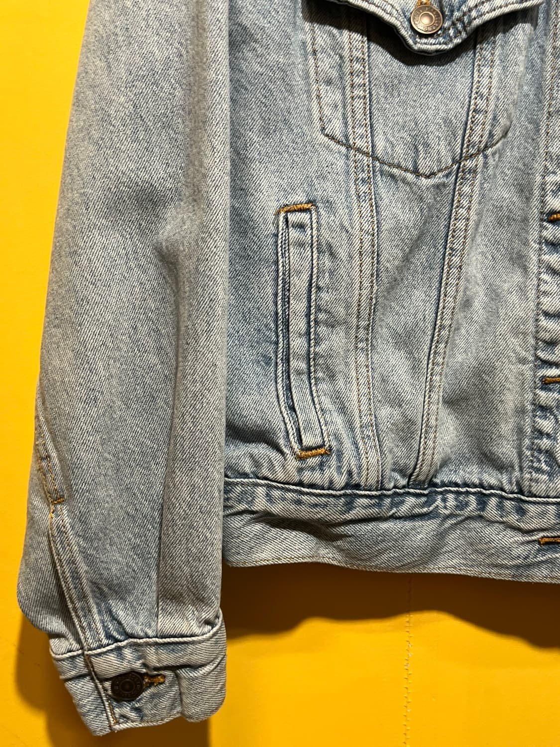 90s fit [XS] 리바이스 빅E 프리미엄 데님 트러커 자켓 상품이미지4