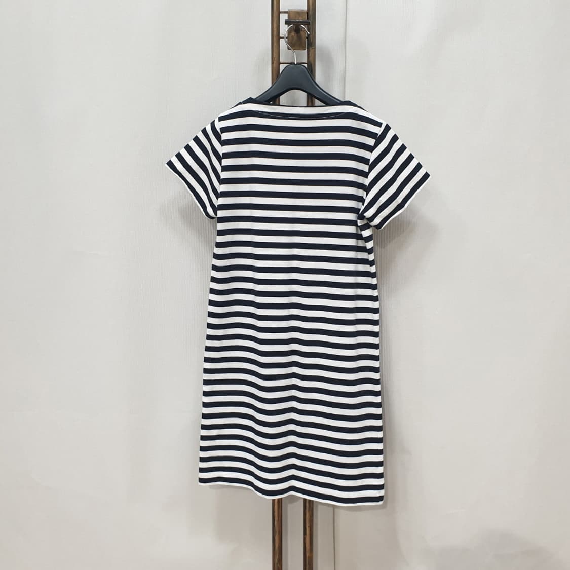 코스cos 스트라이프 반팔 원피스 XS 상품이미지3