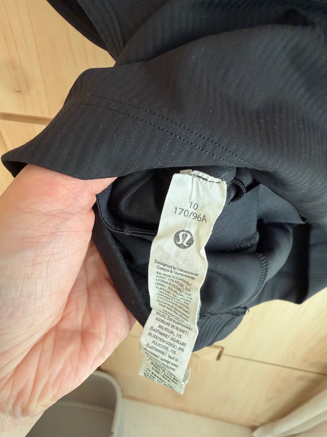 룰루레몬 브라탑 사이즈 10 블랙 상품이미지3