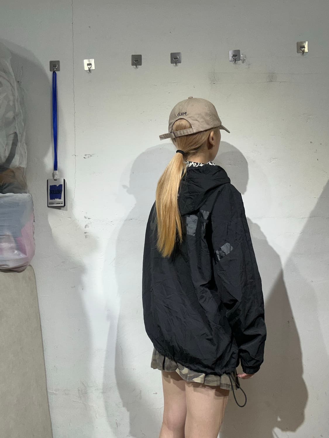 라이프워크 블랙 리버시블 오버핏 후드 바람막이 자켓 상품이미지3