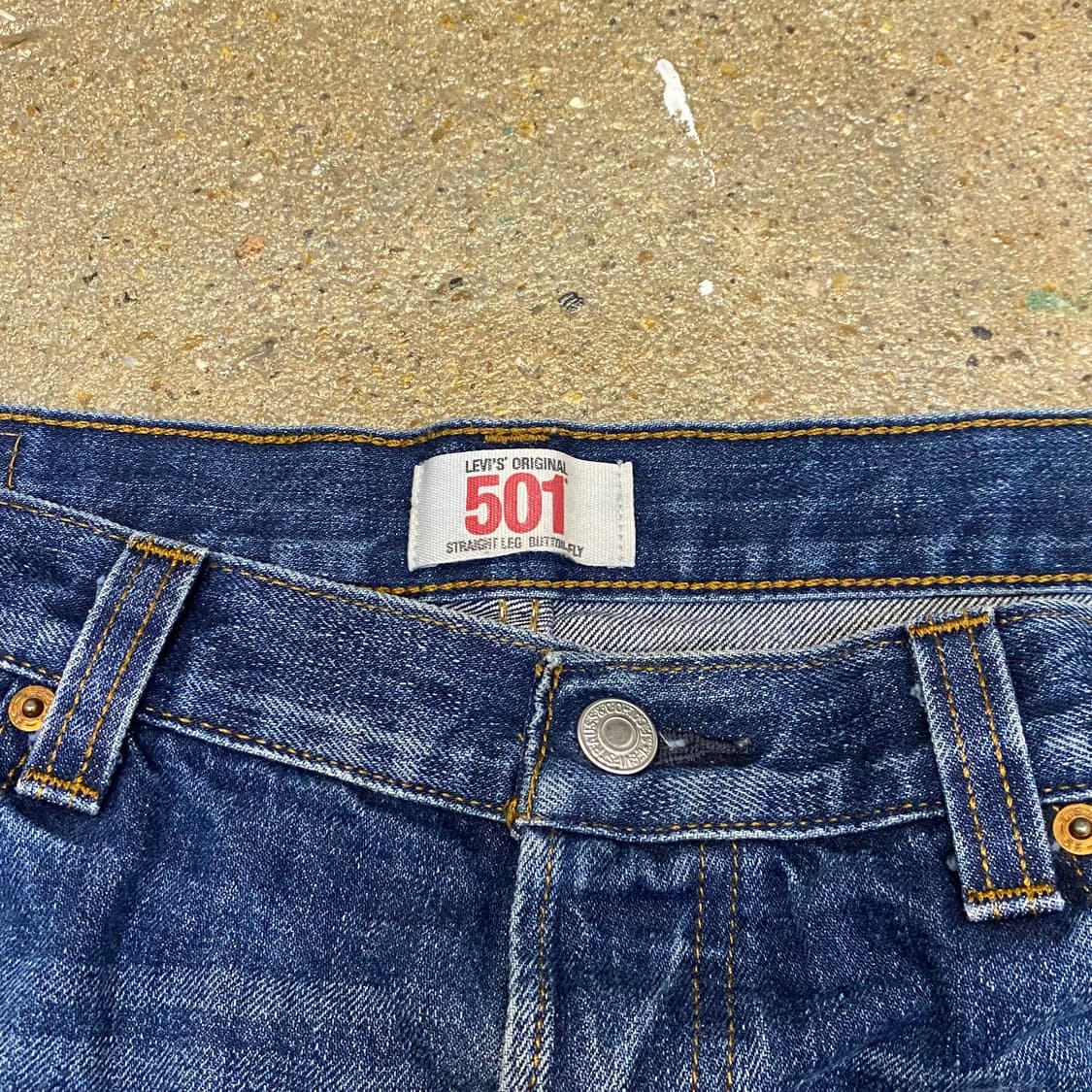 미국 빈티지 리바이스 501 워싱 진청바지 반바지 36size 상품이미지4