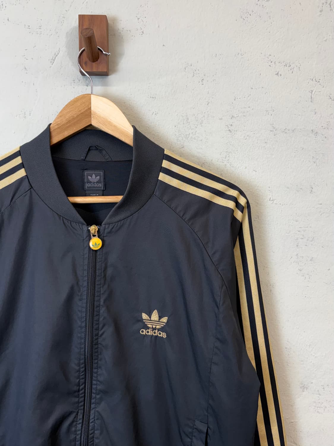 아디다스 00s 빈티지 검금 트레포일 로고 트랙 자켓 상품이미지2