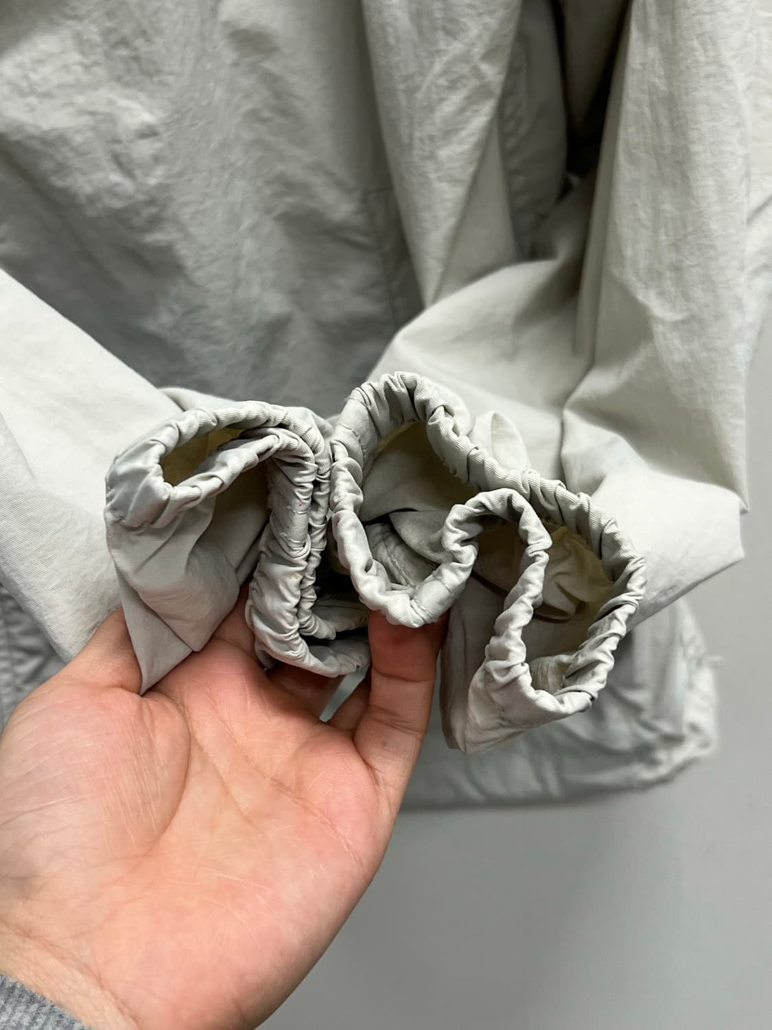 (L) LEE 자수로고 나일론 바람막이 라이트그레이 상품이미지5