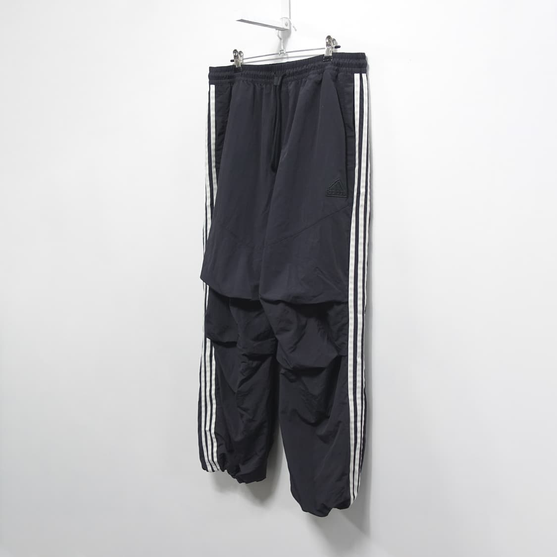 ADIDAS 아디다스 3S 오버사이트 우븐 파라슈트 팬츠 L  상품이미지5