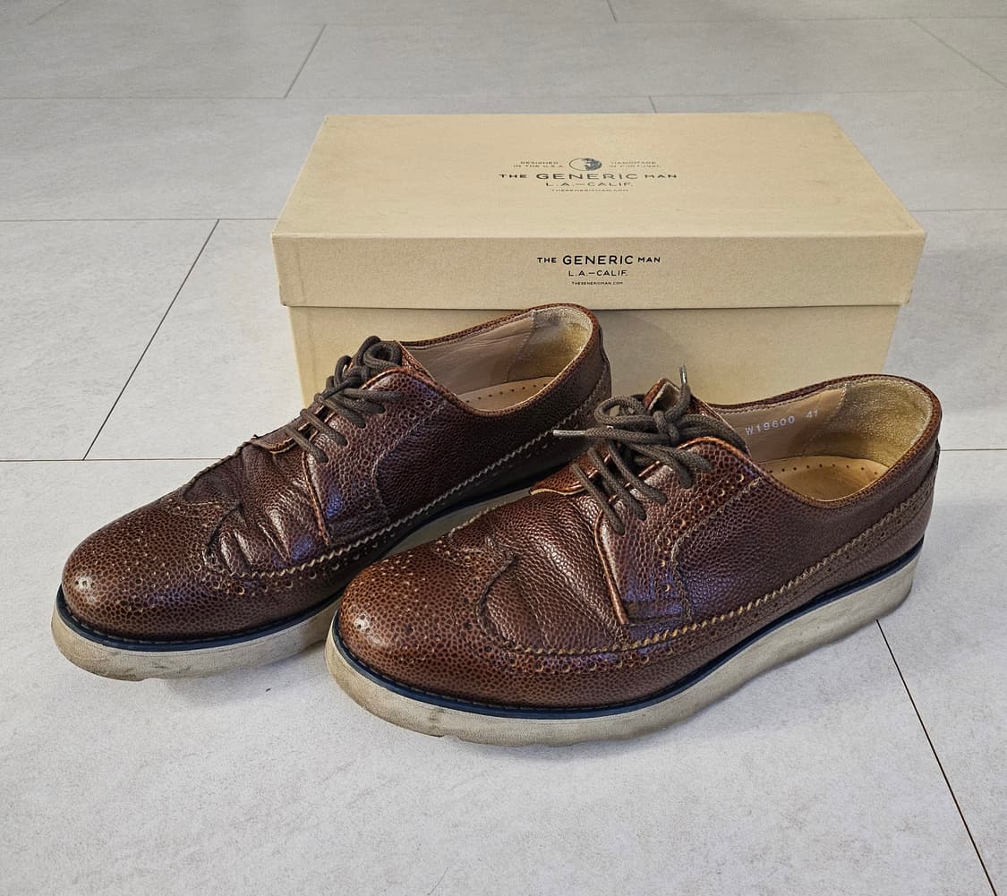 꼼데가르송 x The Generic Man 윙팁로퍼 상품이미지1