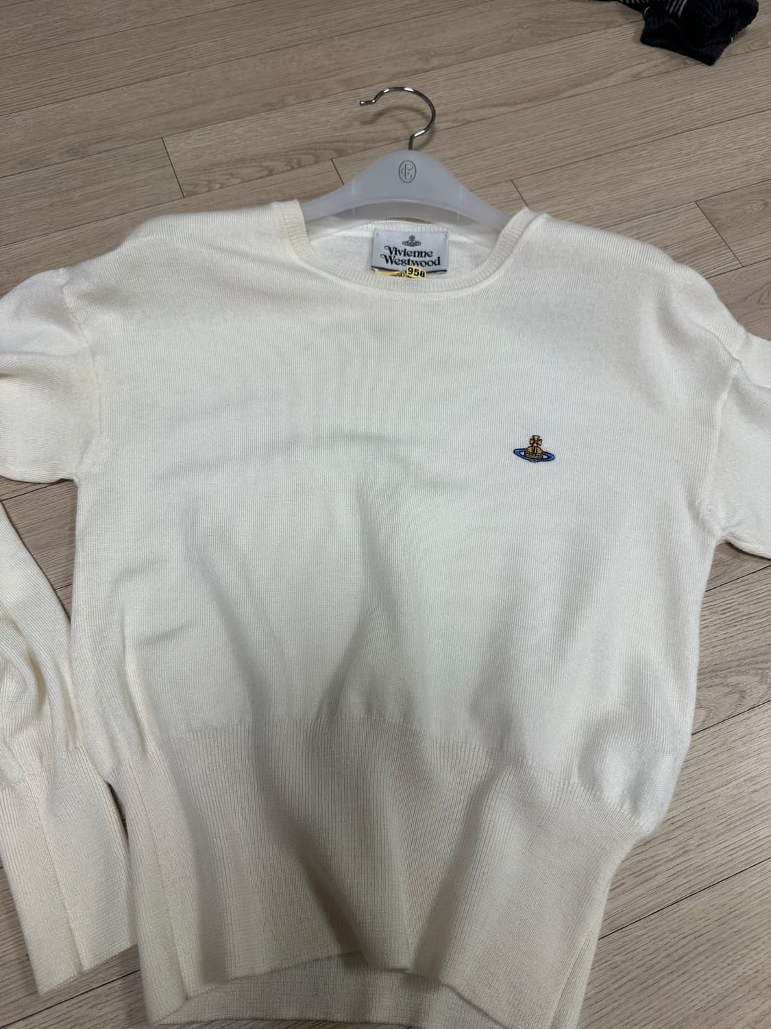 정품 비비안웨스트우드 니트 상품이미지7