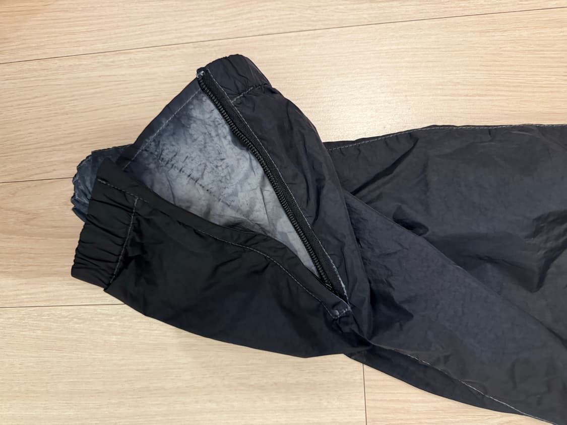 [L]20fw 슈프림x스톤아일랜드 페인티드카모나일론 카고팬츠블랙 상품이미지4