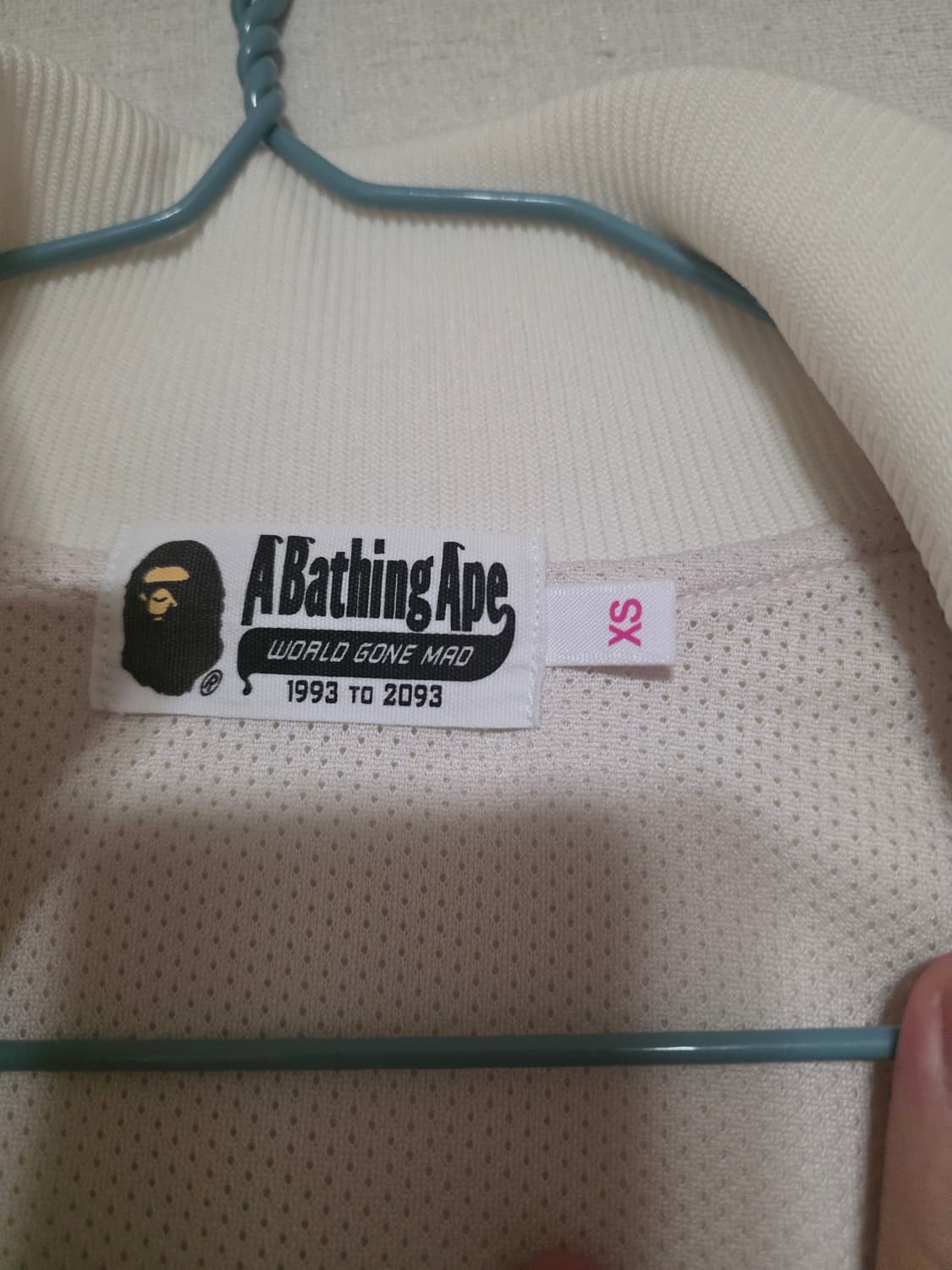 [XS] 베이프 MMXX 아이보리 트랙 자켓 상품이미지3