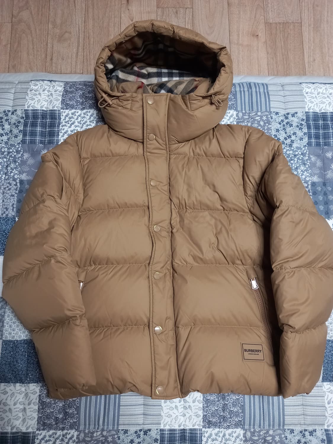 버버리  남성 패딩  카멜 L(실용100~105)  상품이미지1