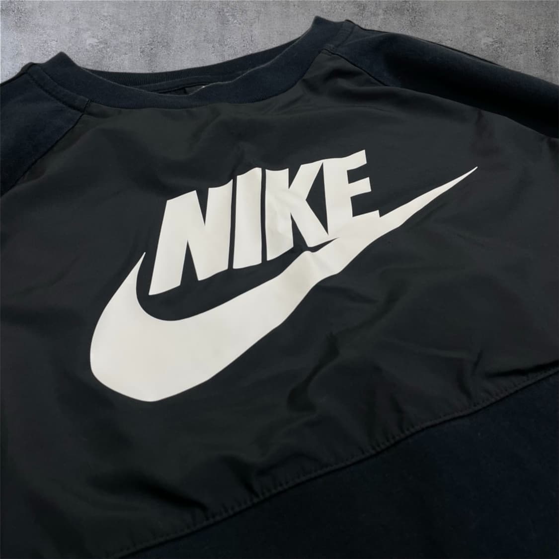 나이키 Nike 블랙 NSW 하이브리드 롱슬리브 긴팔티셔츠 M 상품이미지4