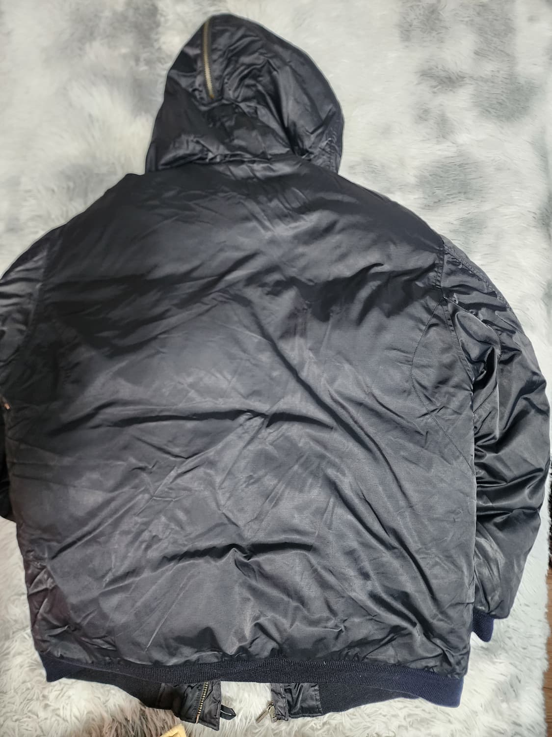 션존 후드 덕다운 패딩 점퍼 블랙 상품이미지2