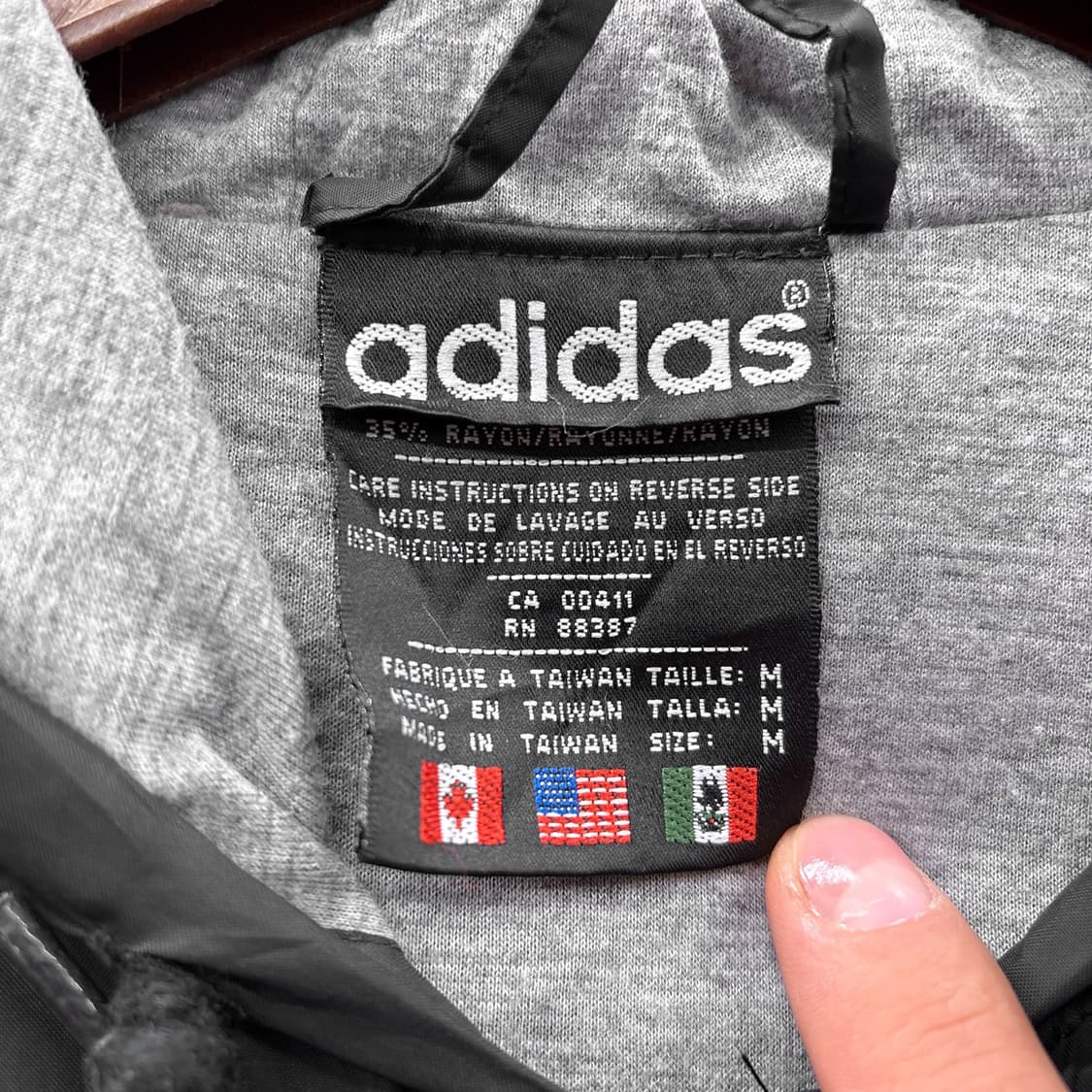 아디다스 스타디움 롱 트랙자켓 후드 밑단스트링 디테일 블랙 상품이미지6