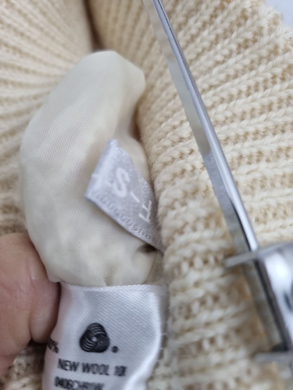 JPN 니트 크림 반바지 울 100%  상품이미지7