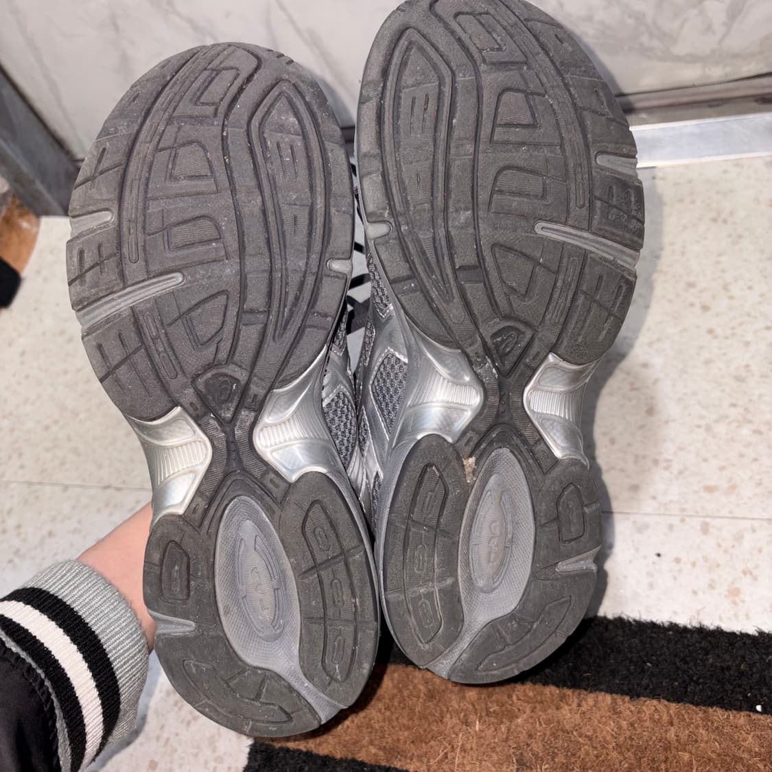 [255] 아식스 젤 1130 스틸그레이 상품이미지4