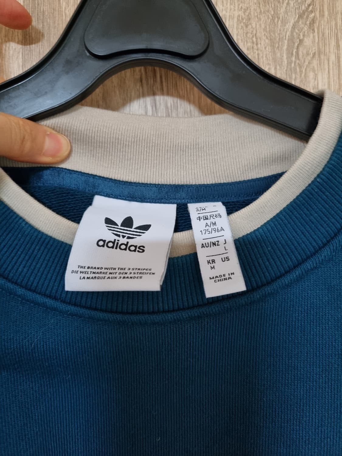 아디다스 맨투맨  상품이미지3