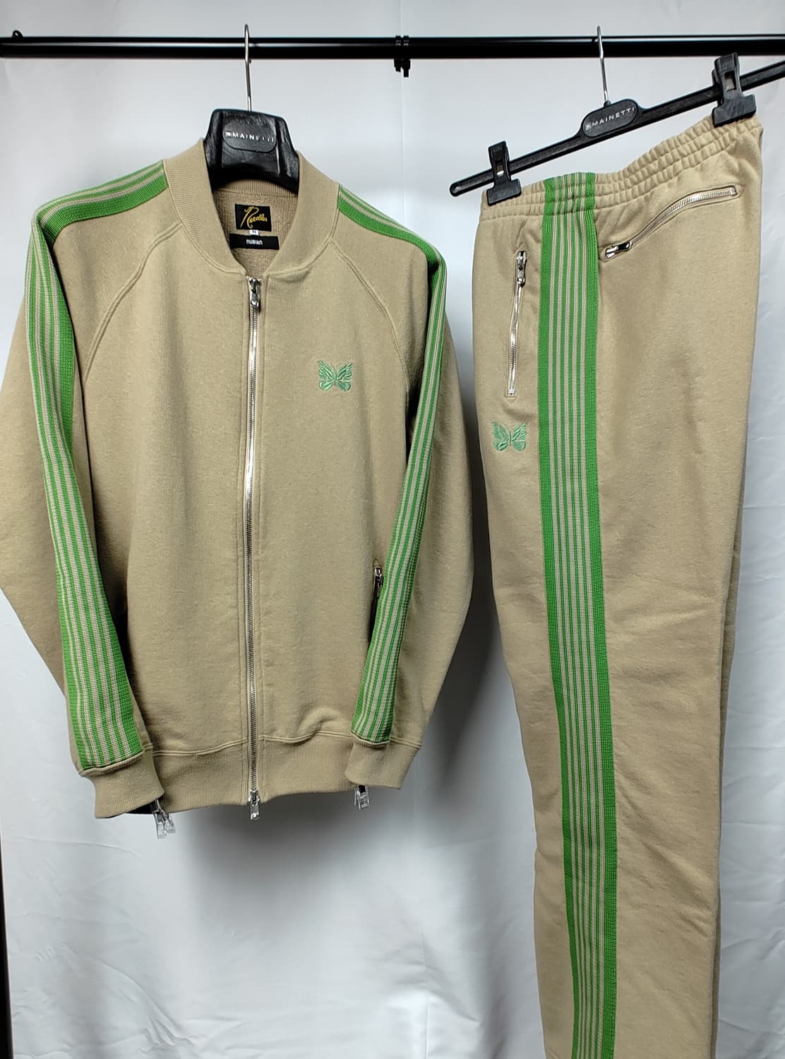 니들스 x 누비안 트랙 셋업 상품이미지2