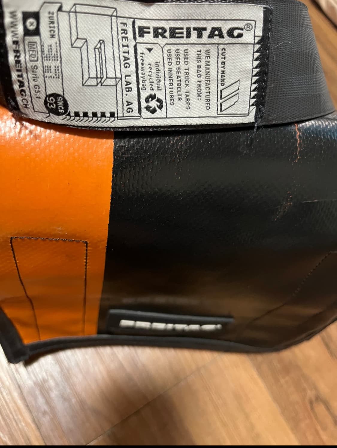 프라이탁 라씨 블랙(검정/주황) 팝니다 상품이미지5