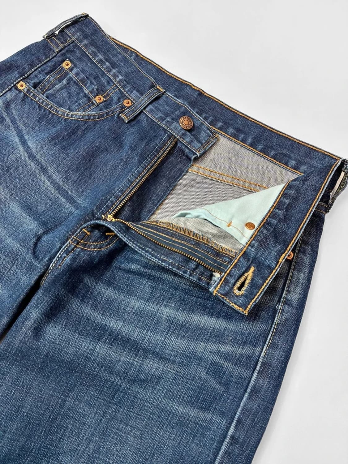 리바이스 520 세미 와이드 스트레이트 데님 팬츠 PN5401 상품이미지3