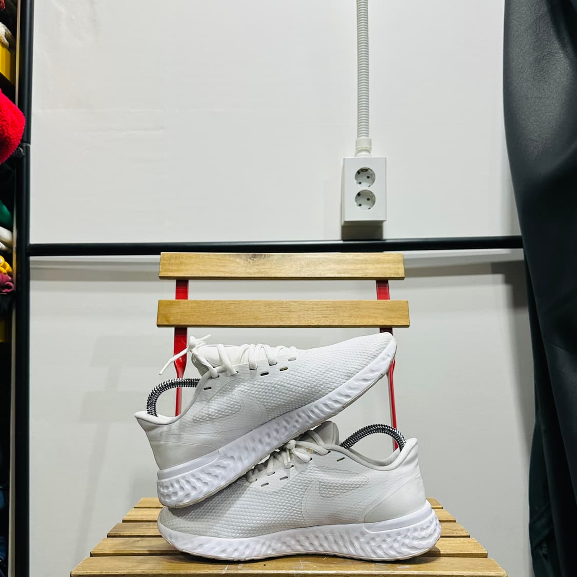 250) 나이키 운동화 남녀 공용 신발 레볼루션 화이트 상품이미지7