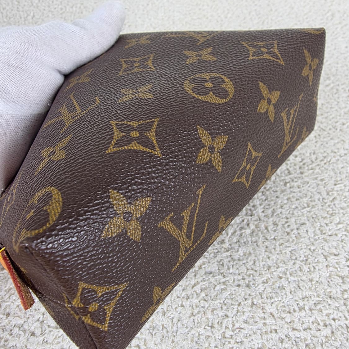 루이비통 클러치백 코스메틱 파우치 pm  상품이미지9