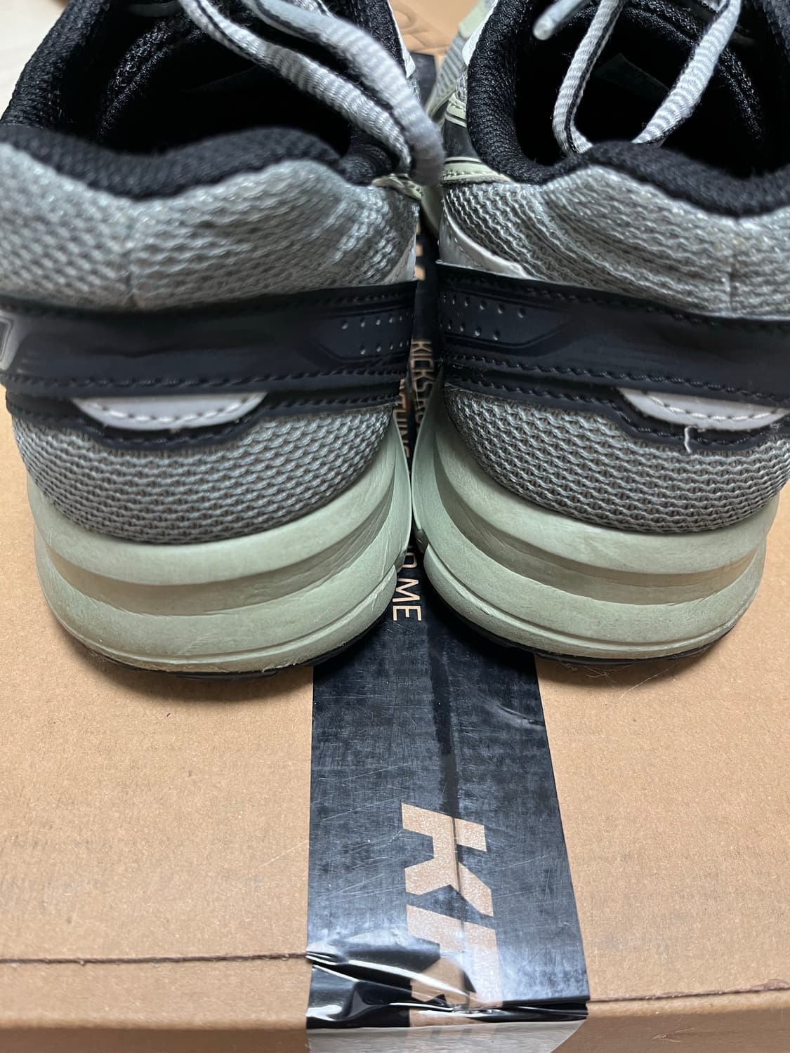 아식스 조그 100s 시트락 블랙 235(택포) 상품이미지4